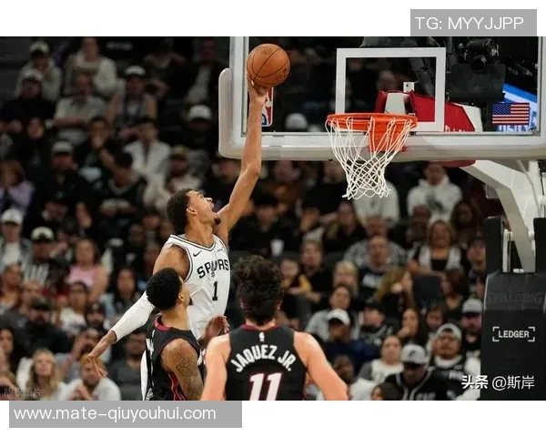 马刺与爵士精彩对决录像回放全程回顾与精彩瞬间解析