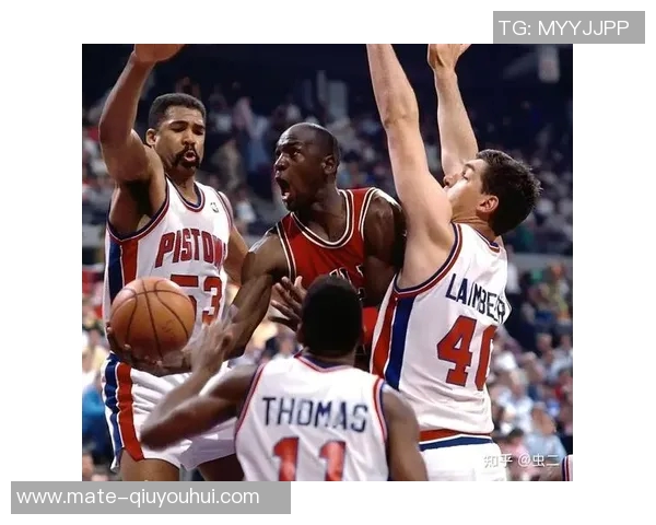 太空翼篮球明星带你飞跃星际赛场展现无与伦比的篮球魅力与激情